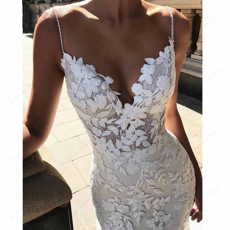Spaghetti Straps Wedding Dress Backless Mermaid Appliques Bridal Dress