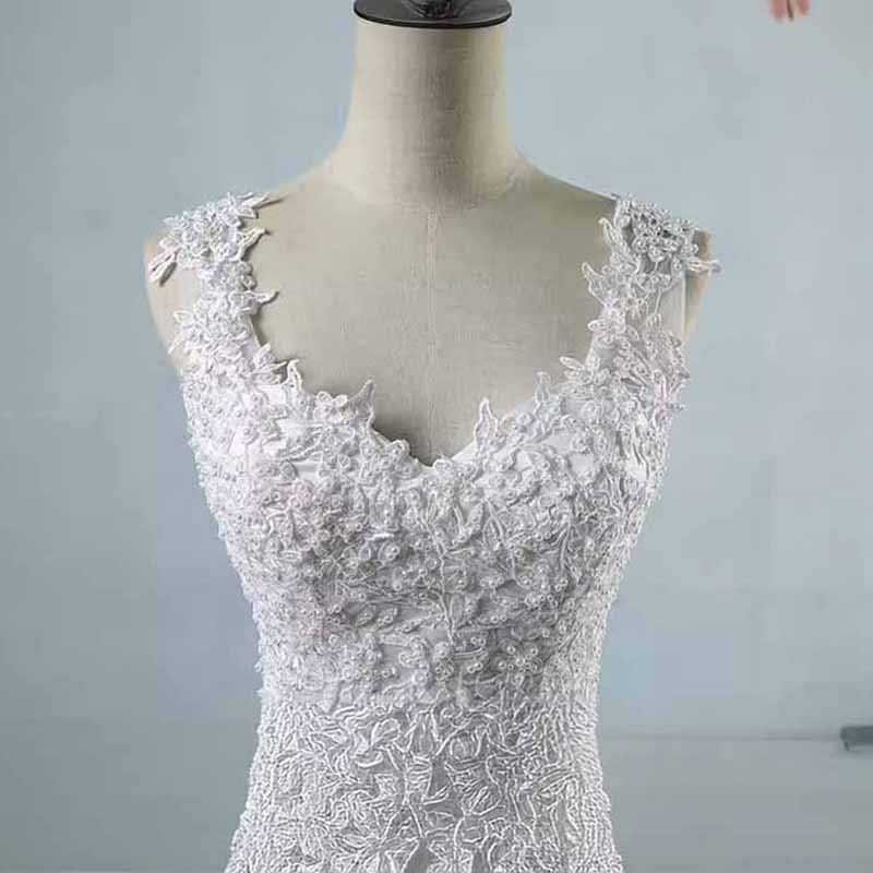 Vintage Custom Sleeveless Tulle Wedding Dresses With Appliques