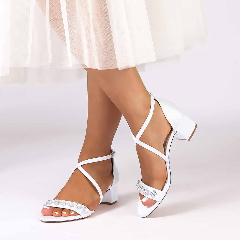 Chunky Heel Dress Shoes Prom Dress Sandals Crystal Crossing Straps Shoes