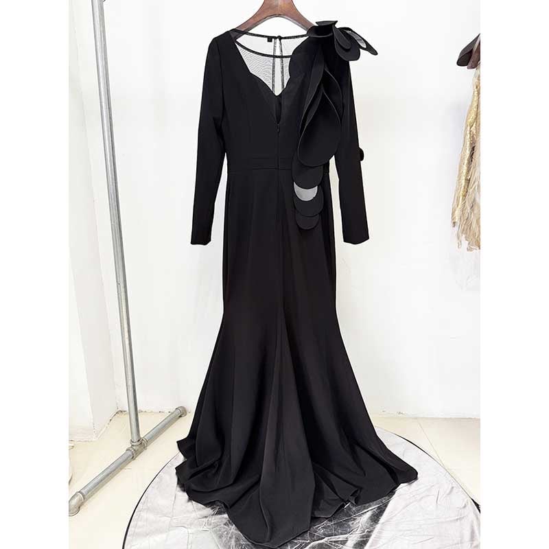 Women's Long Sleeves Party Gown Flower Detail Long Prom Dress