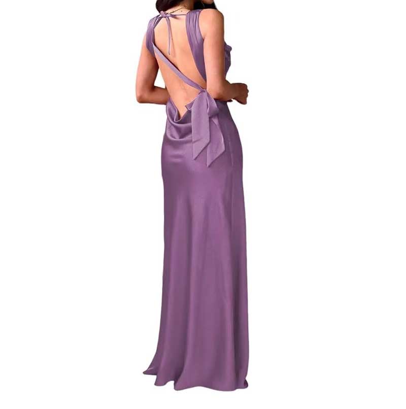 Elegant Burgundy Spaghetti Strap Bridesmaid Gown