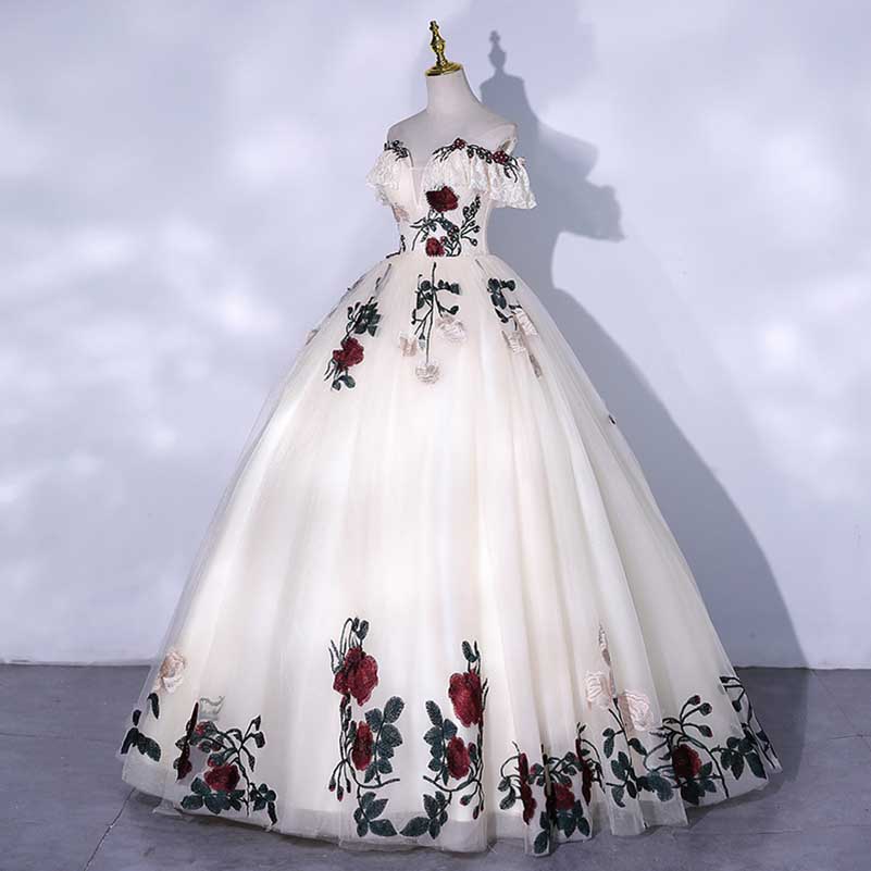 White Floral Ball Gown Tulle Sweetheart Lace Applique Ball Gown Dress