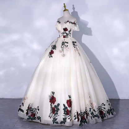 White Floral Ball Gown Tulle Sweetheart Lace Applique Ball Gown Dress