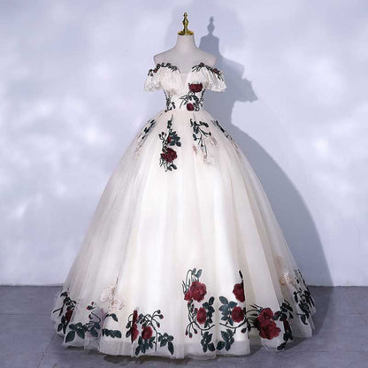 White Floral Ball Gown Tulle Sweetheart Lace Applique Ball Gown Dress