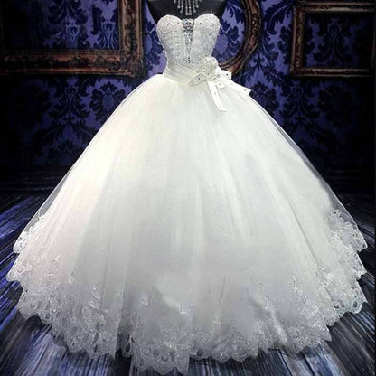 Sweetheart Bridal Gown Lace-Up Crystal Embellished Wedding Dress