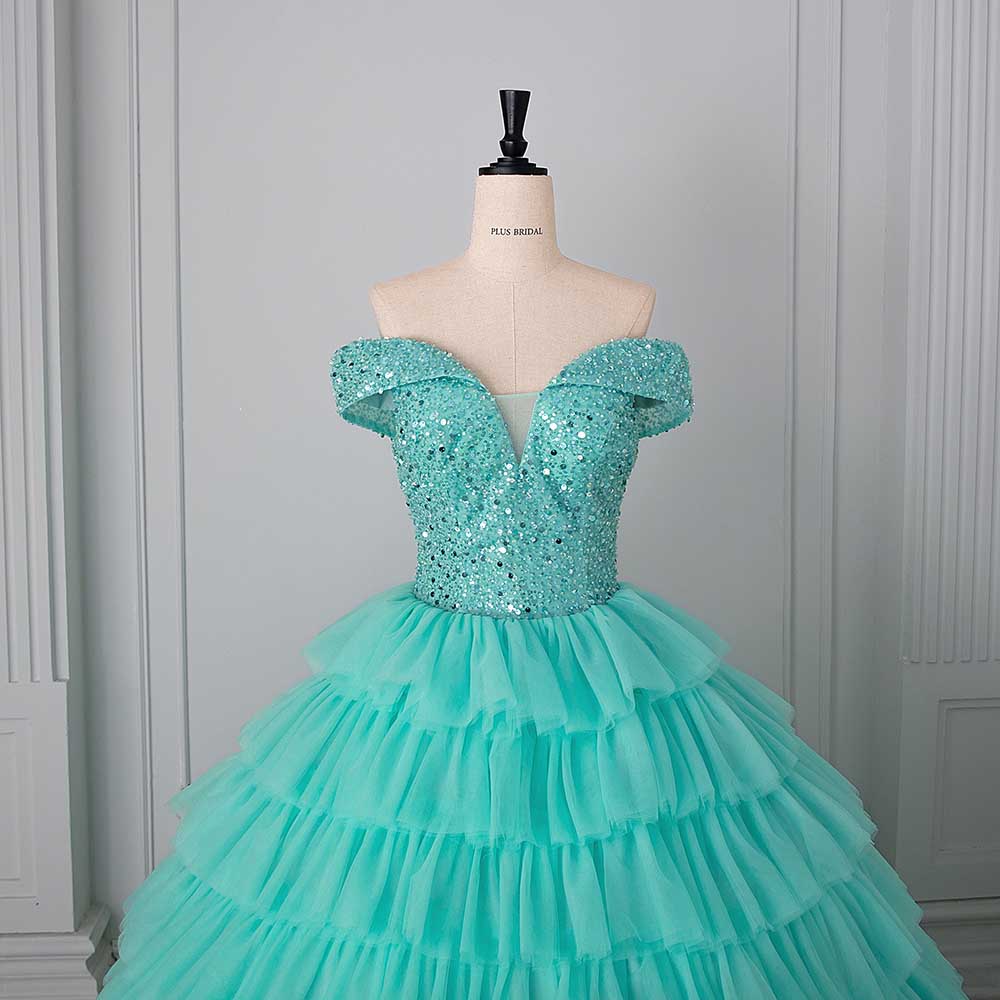 Tulle Layered Ball Gown Wedding Dress With Sweetheart Neckline