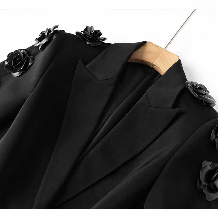 One Button Black Slim Fit Pantsuit V Neck