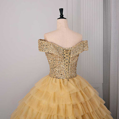 Tulle Layered Ball Gown Wedding Dress With Sweetheart Neckline